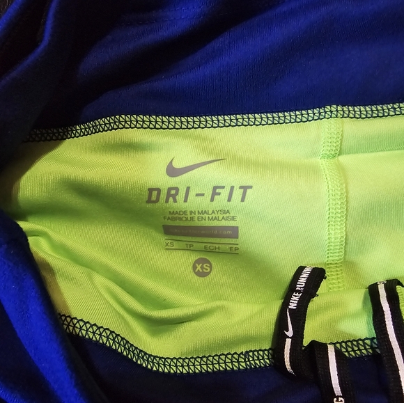 Women's Nike Dry Fit 2 in 1 Shorts - Picture 2 of 4